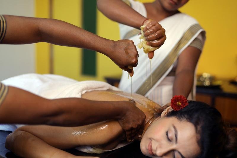 Pizhichil Ayurvedic therapy
